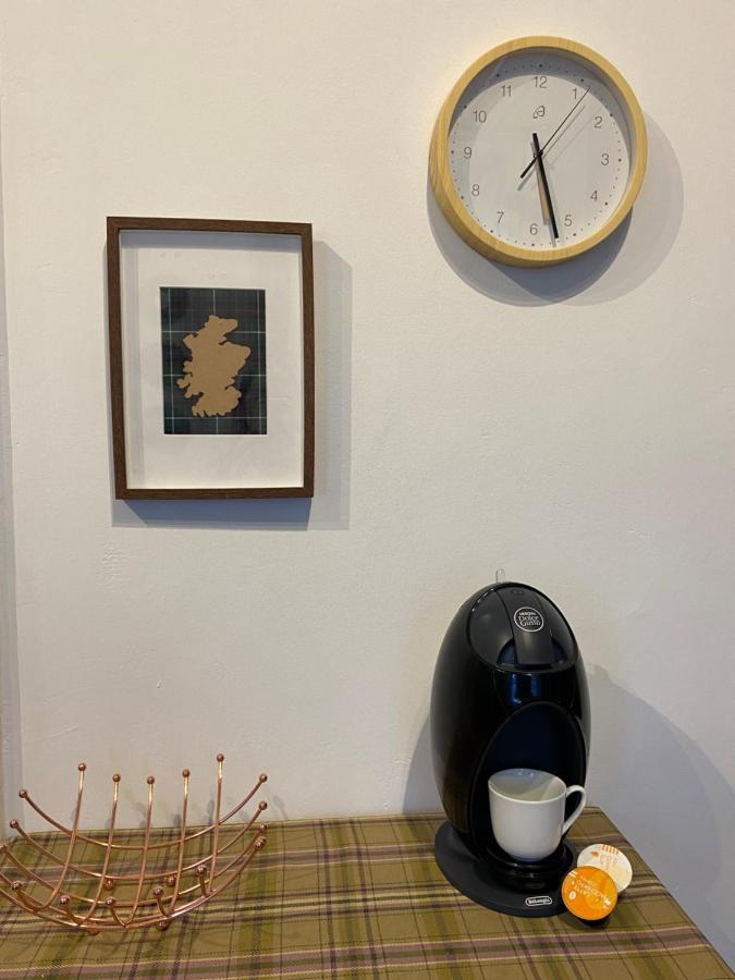 Newly Refurbished Town Centre Apartment オーバン エクステリア 写真