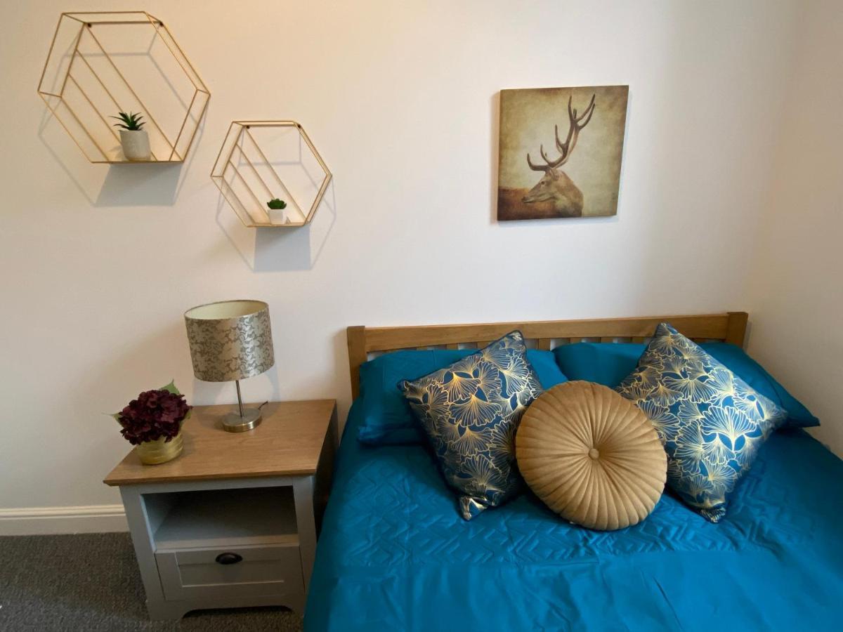 Newly Refurbished Town Centre Apartment オーバン エクステリア 写真